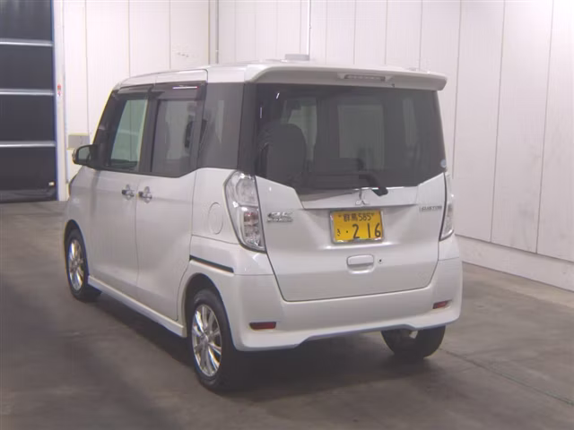 MITSUBISHI EK SPACE