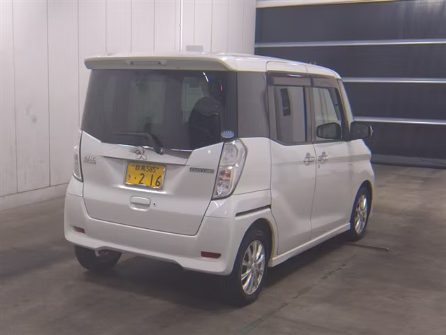 MITSUBISHI EK SPACE