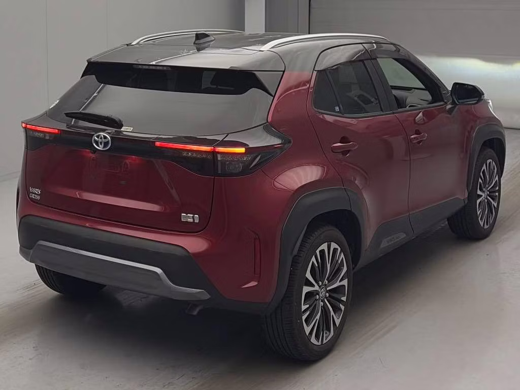 TOYOTA YARIS CROSS