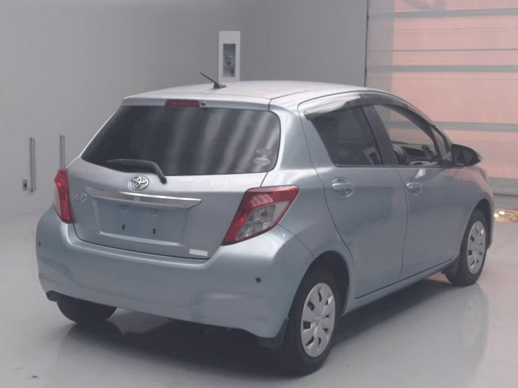 TOYOTA VITZ