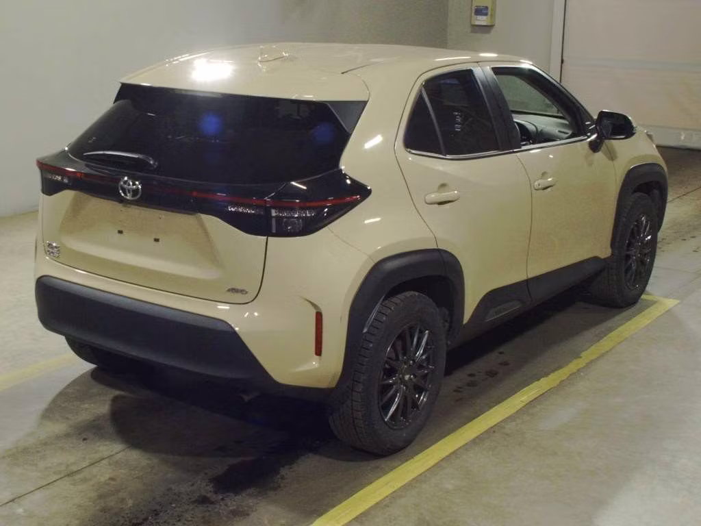 TOYOTA YARIS CROSS