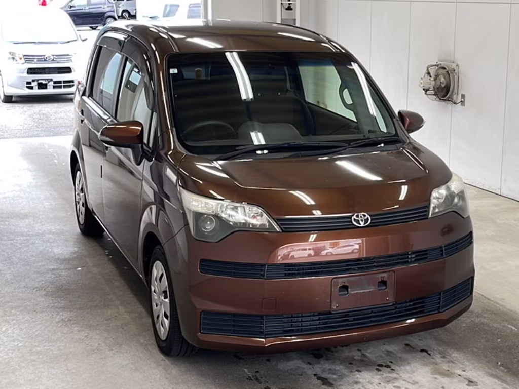 TOYOTA SPADE