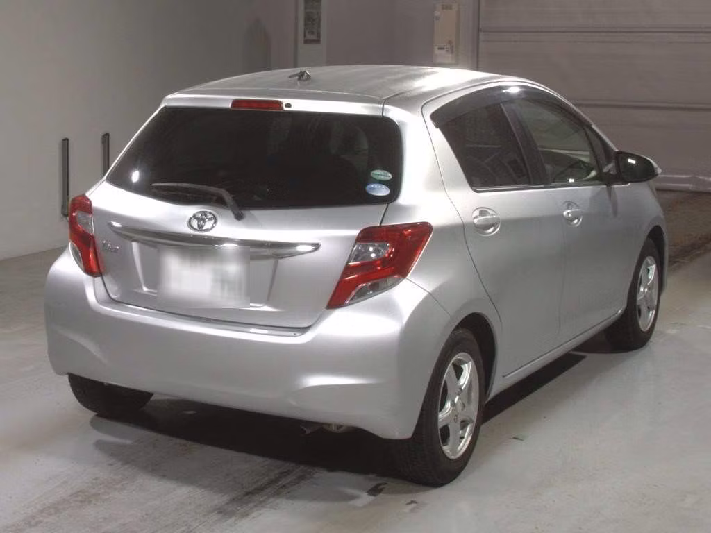 TOYOTA VITZ