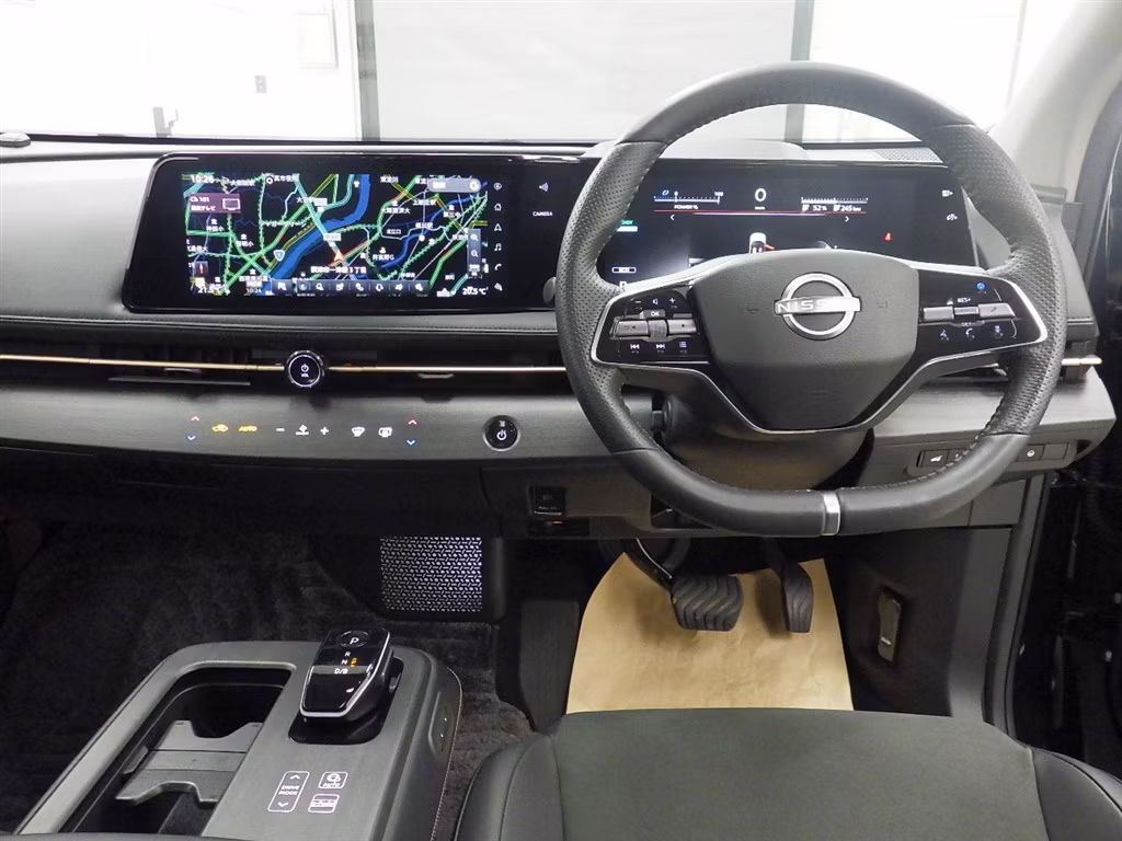 NISSAN ARIYA