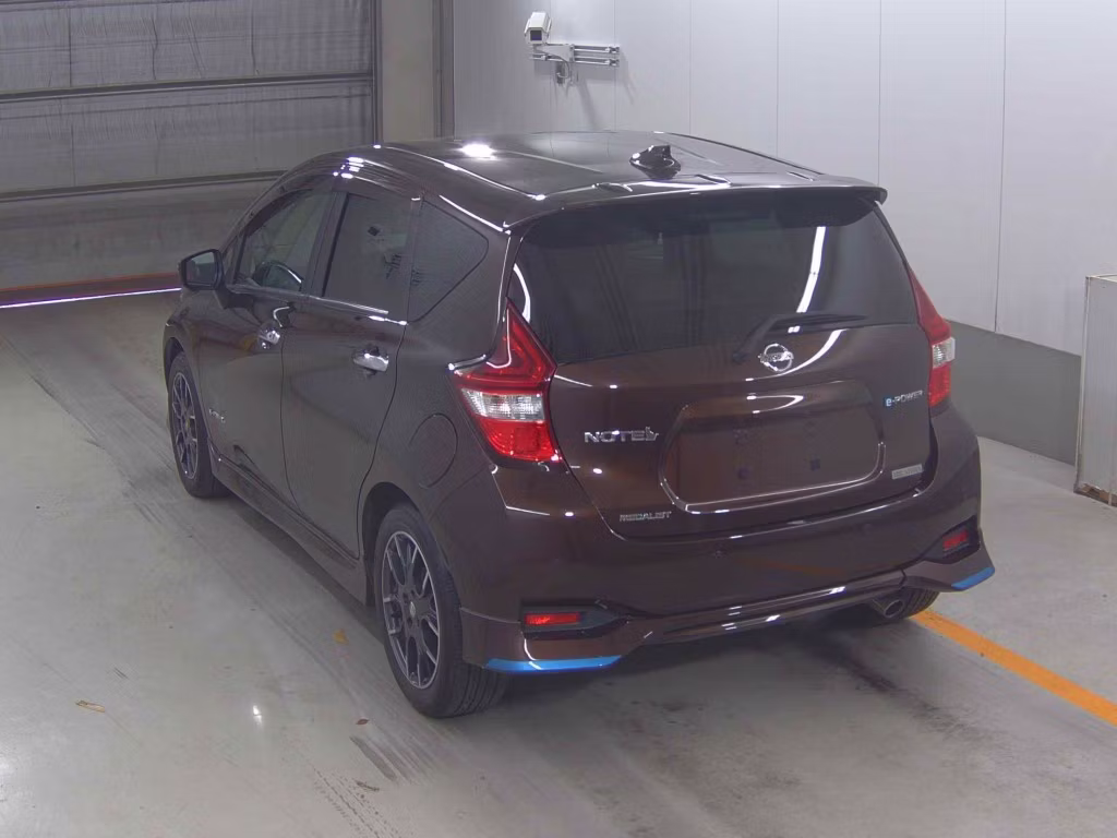 NISSAN NOTE