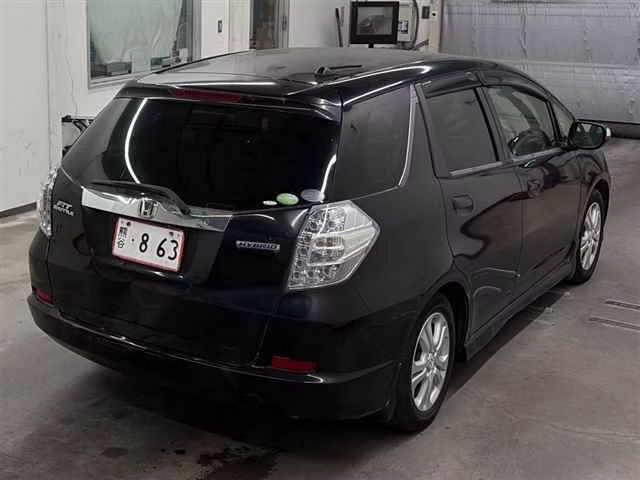 HONDA FIT SHUTTLE