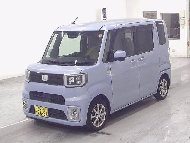 DAIHATSU WAKE