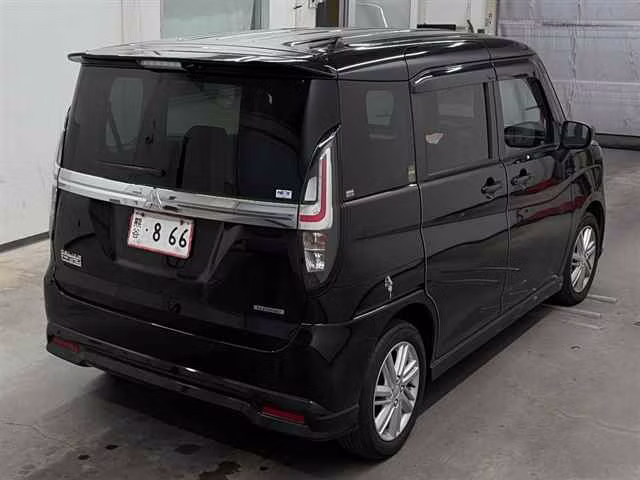 MITSUBISHI DELICA D:2