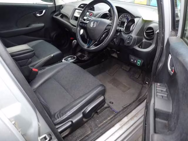 HONDA FIT SHUTTLE