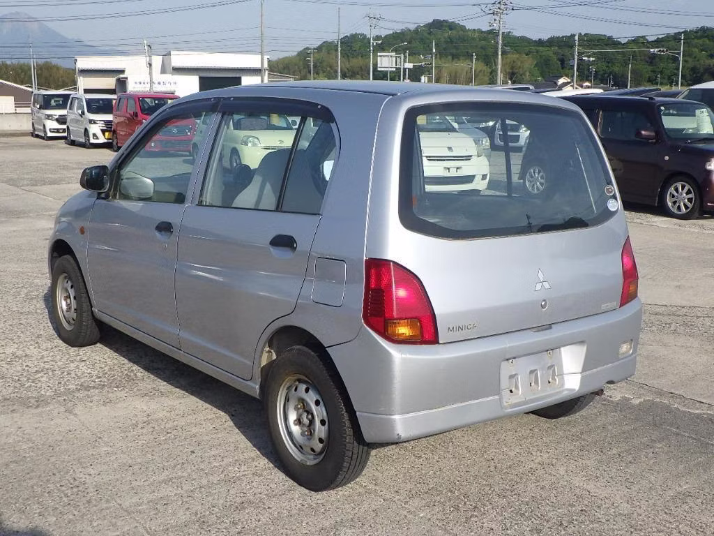 MITSUBISHI MINICA
