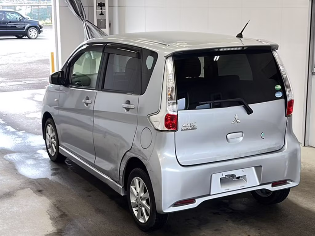 MITSUBISHI EK CUSTOM