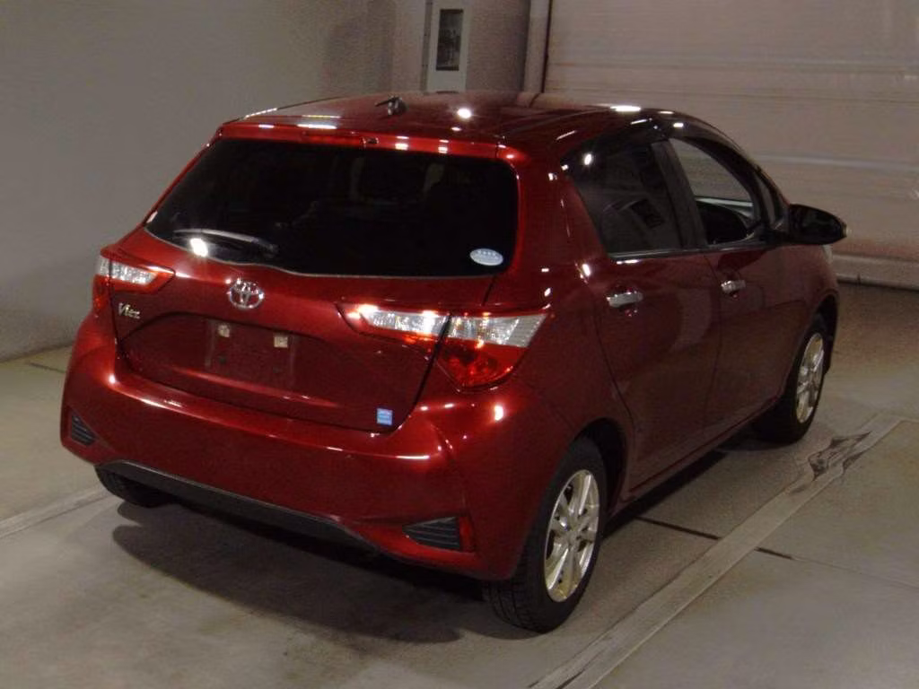 TOYOTA VITZ