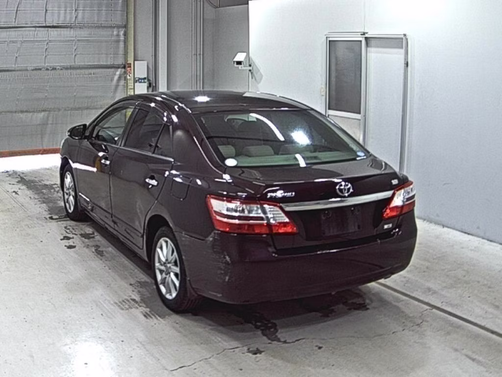 TOYOTA PREMIO