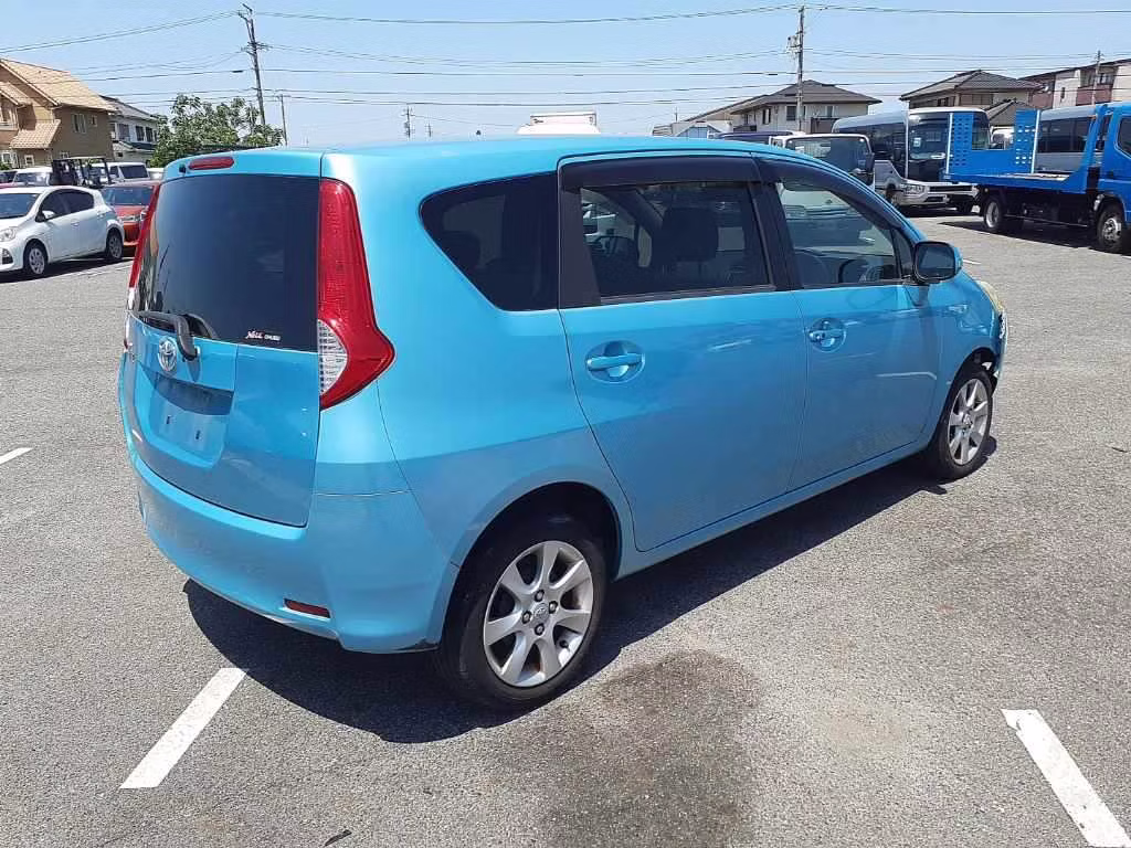 TOYOTA PASSO SETTE