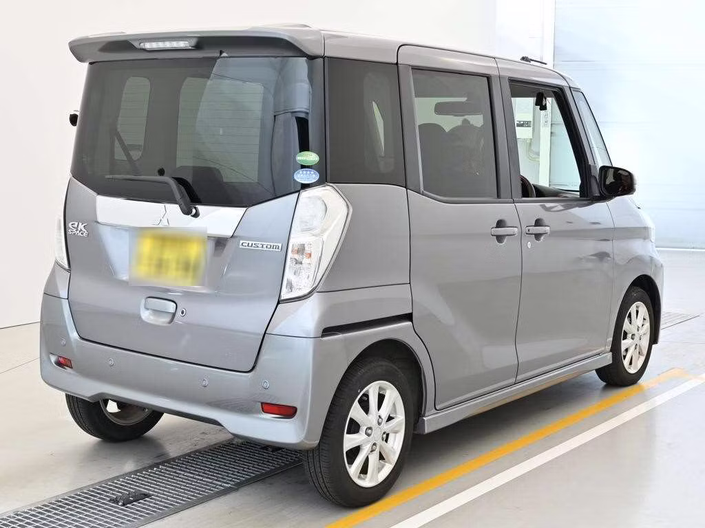 MITSUBISHI EK SPACE