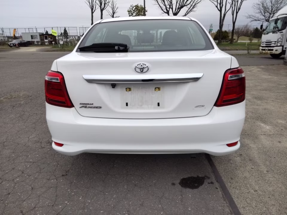 TOYOTA COROLLA AXIO