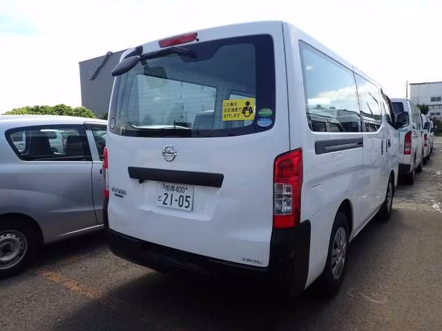 NISSAN NV350 CARAVAN