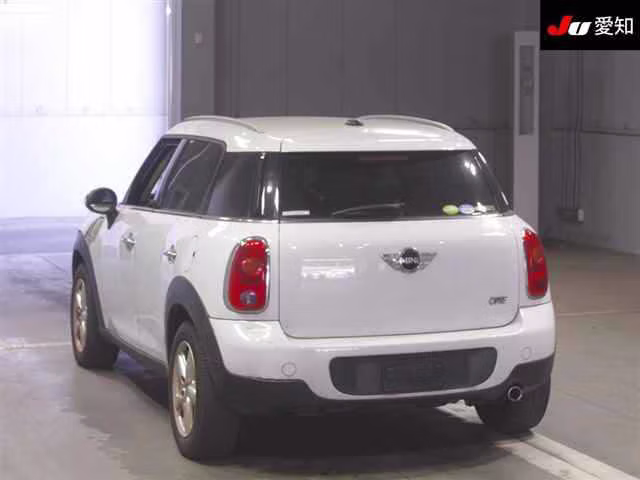 MINI CROSSOVER