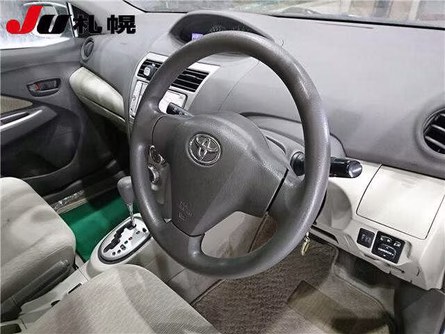 TOYOTA BELTA