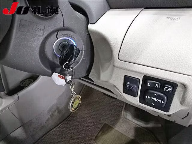 TOYOTA BELTA
