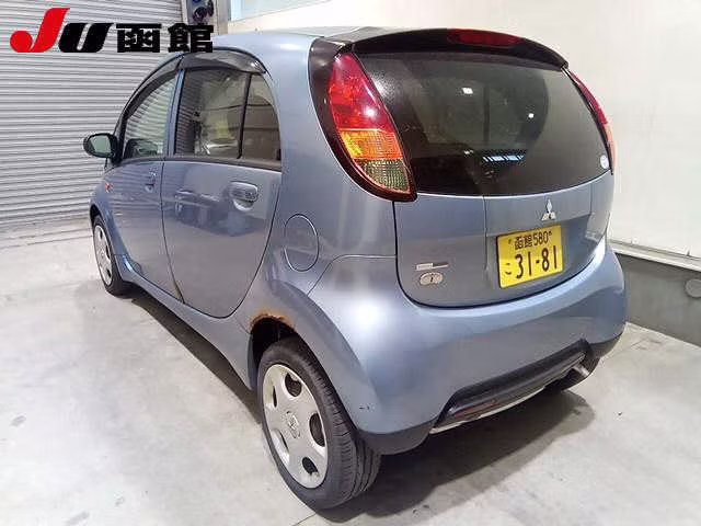 MITSUBISHI I