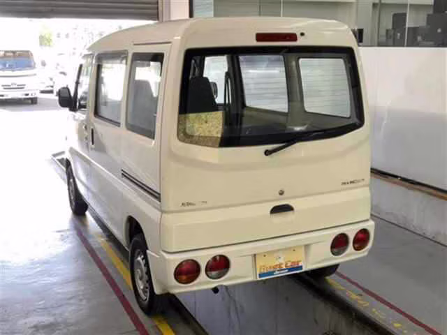 MITSUBISHI MINICAB