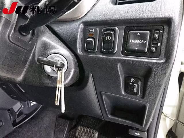 DAIHATSU TERIOS KID