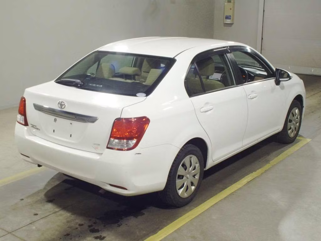 TOYOTA COROLLA AXIO