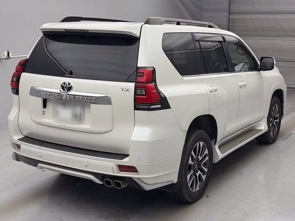 TOYOTA LAND CRUISER PRADO