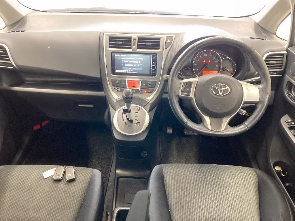 TOYOTA RACTIS