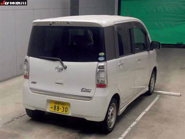 DAIHATSU TANTO EXE
