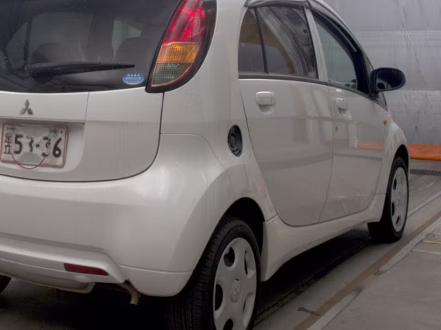 MITSUBISHI I