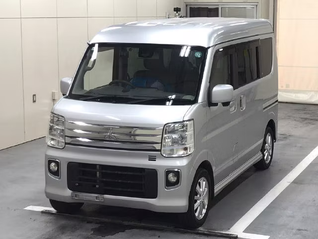 MITSUBISHI TOWN BOX