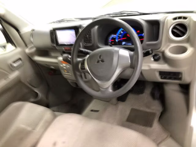 MITSUBISHI TOWN BOX