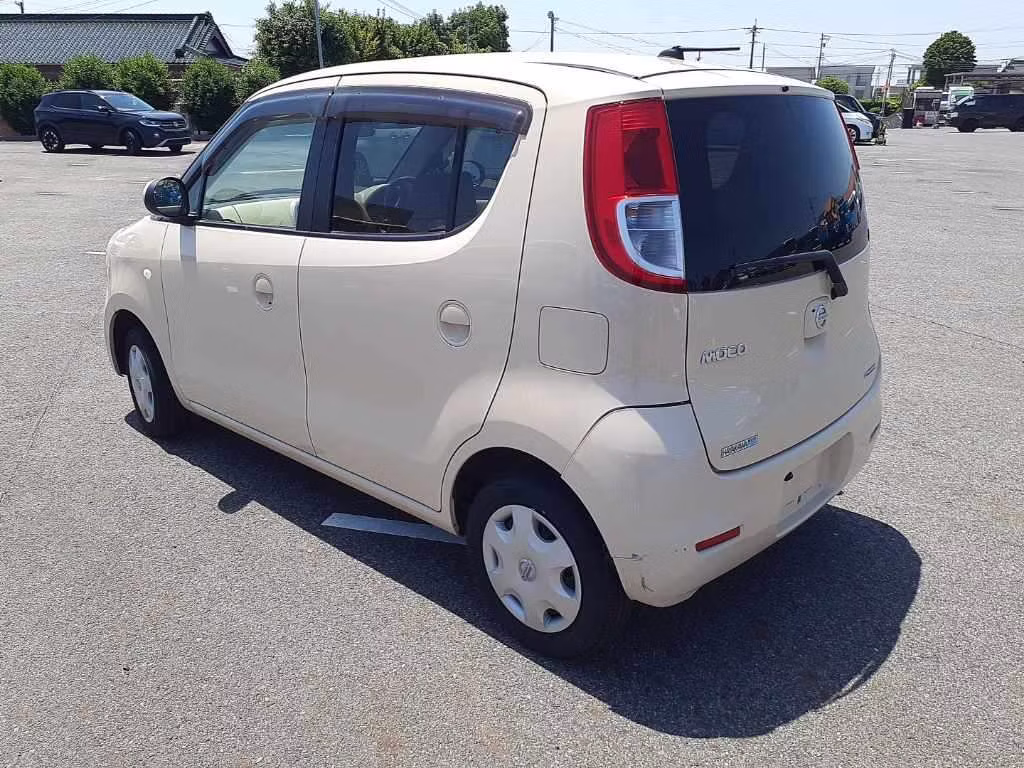 NISSAN MOCO