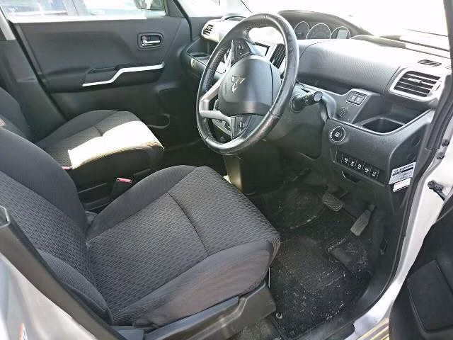 MITSUBISHI DELICA D:2