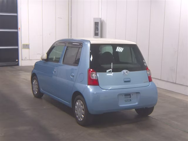 DAIHATSU ESSE