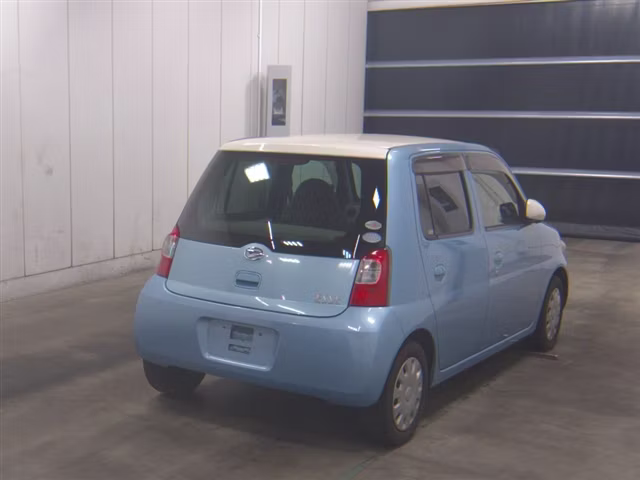 DAIHATSU ESSE