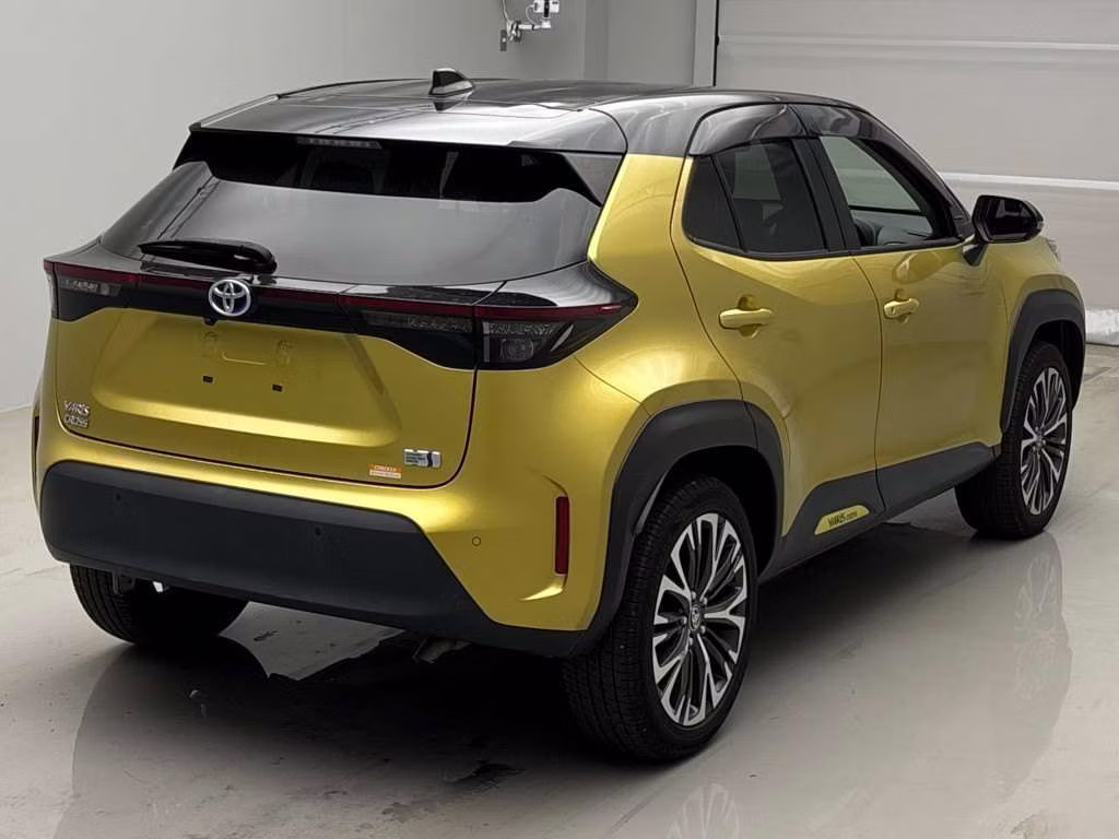 TOYOTA YARIS CROSS