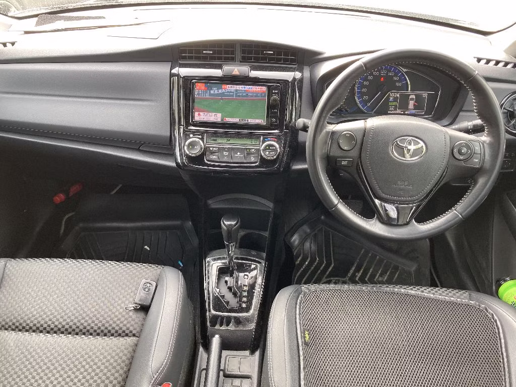 TOYOTA COROLLA FIELDER