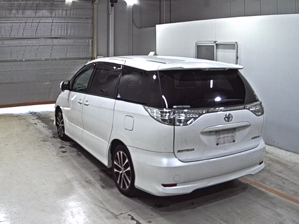 TOYOTA ESTIMA