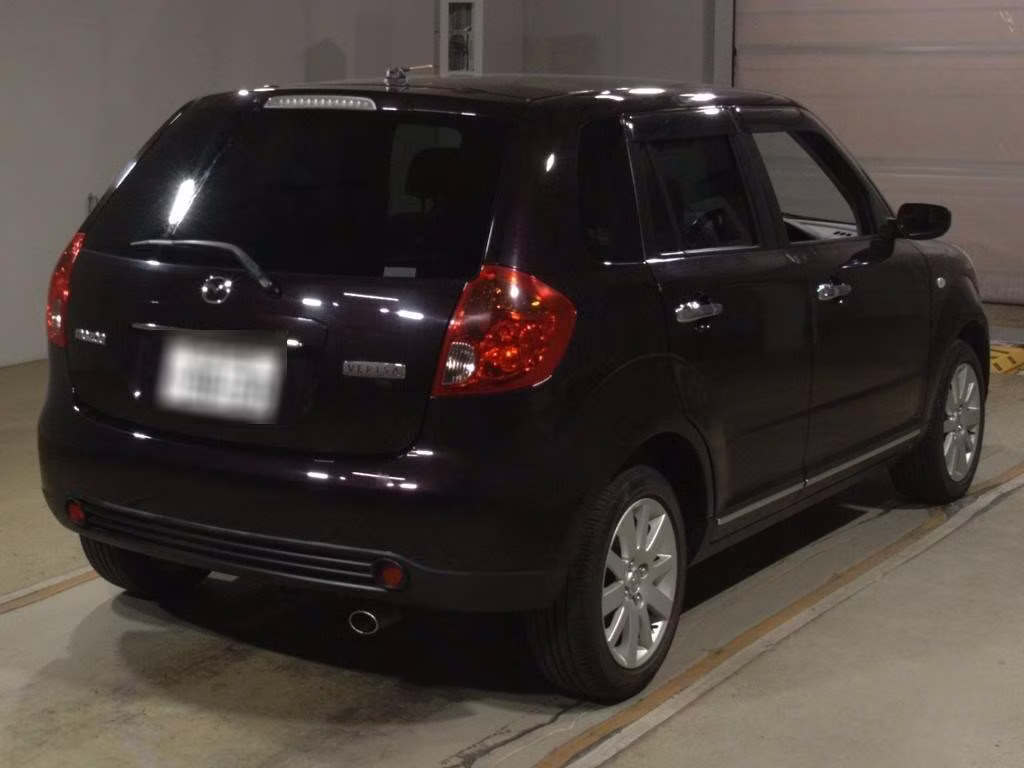 MAZDA VERISA
