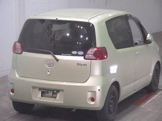 TOYOTA PORTE