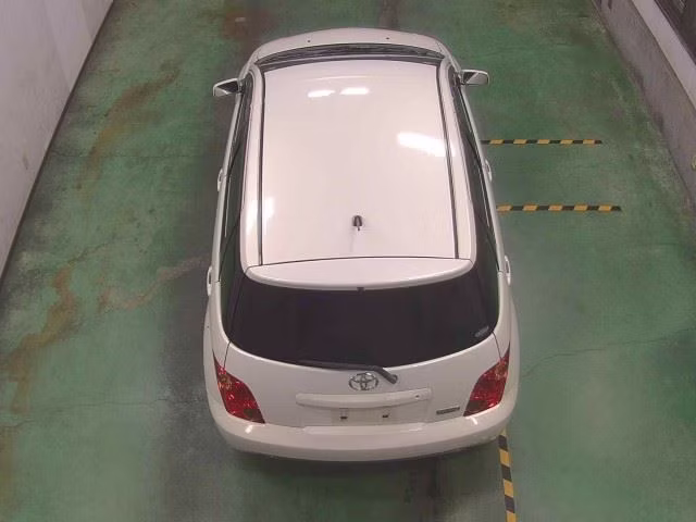 TOYOTA IST