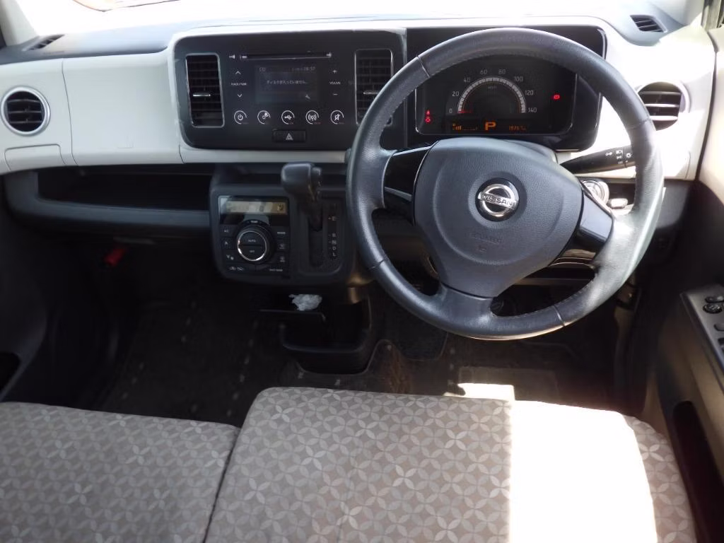 NISSAN MOCO