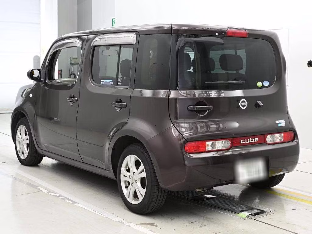 NISSAN CUBE