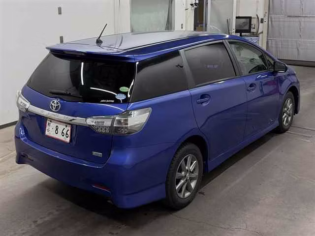 TOYOTA WISH