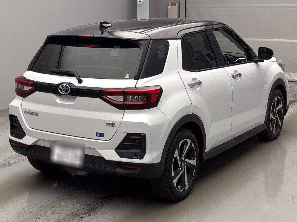 TOYOTA RAIZE