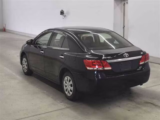 TOYOTA PREMIO