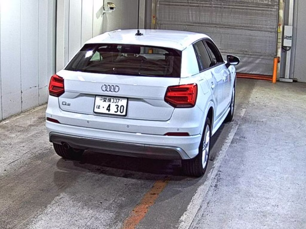 AUDI Q2